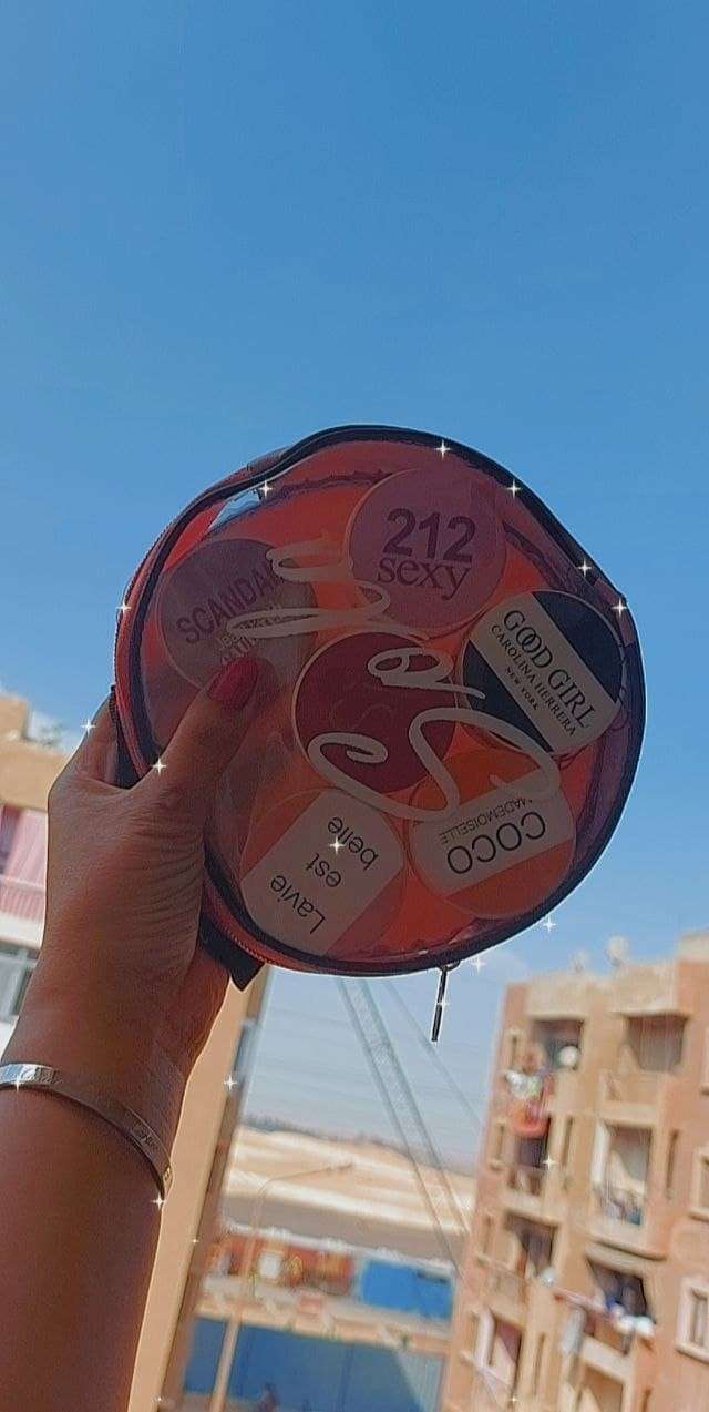 شنطه مخمريه sola  العالمية الشنطه فيها 6 روائح العطور العالميه