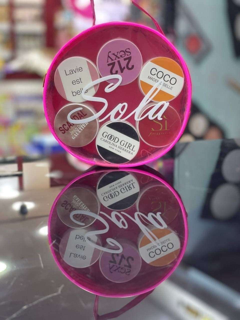 شنطه مخمريه sola  العالمية الشنطه فيها 6 روائح العطور العالميه
