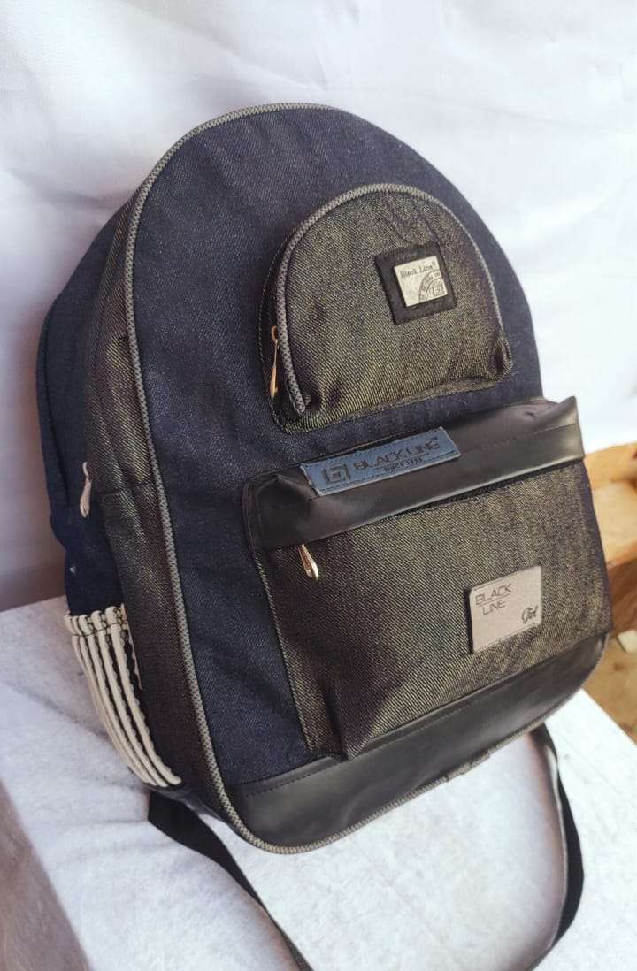 شنطه ضهر شبابي