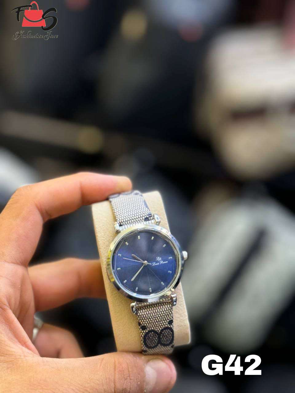 ساعات بناتي