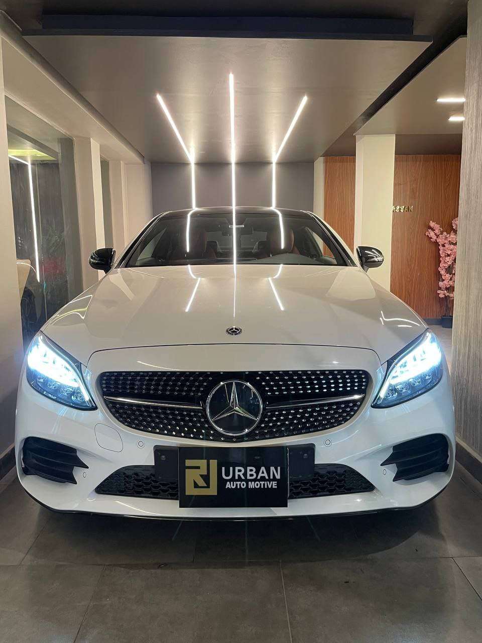 مرسيدس سي 300 كوب