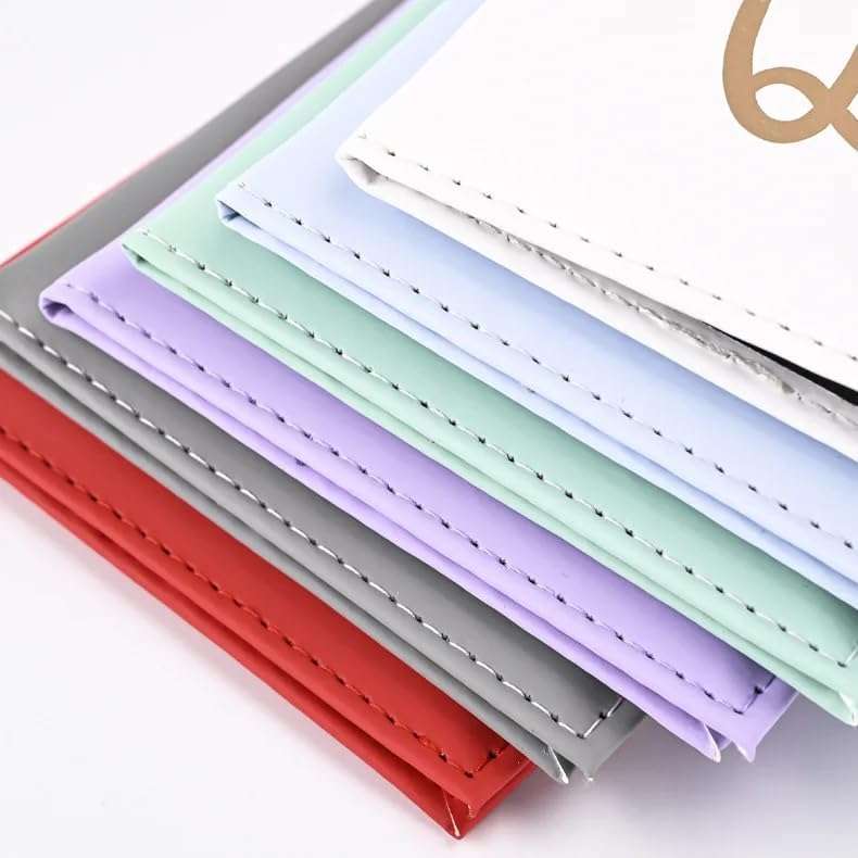 غطاء حماية لجواز السفر من البولي يوريثين بطبعة تاج-B0DKT8W689