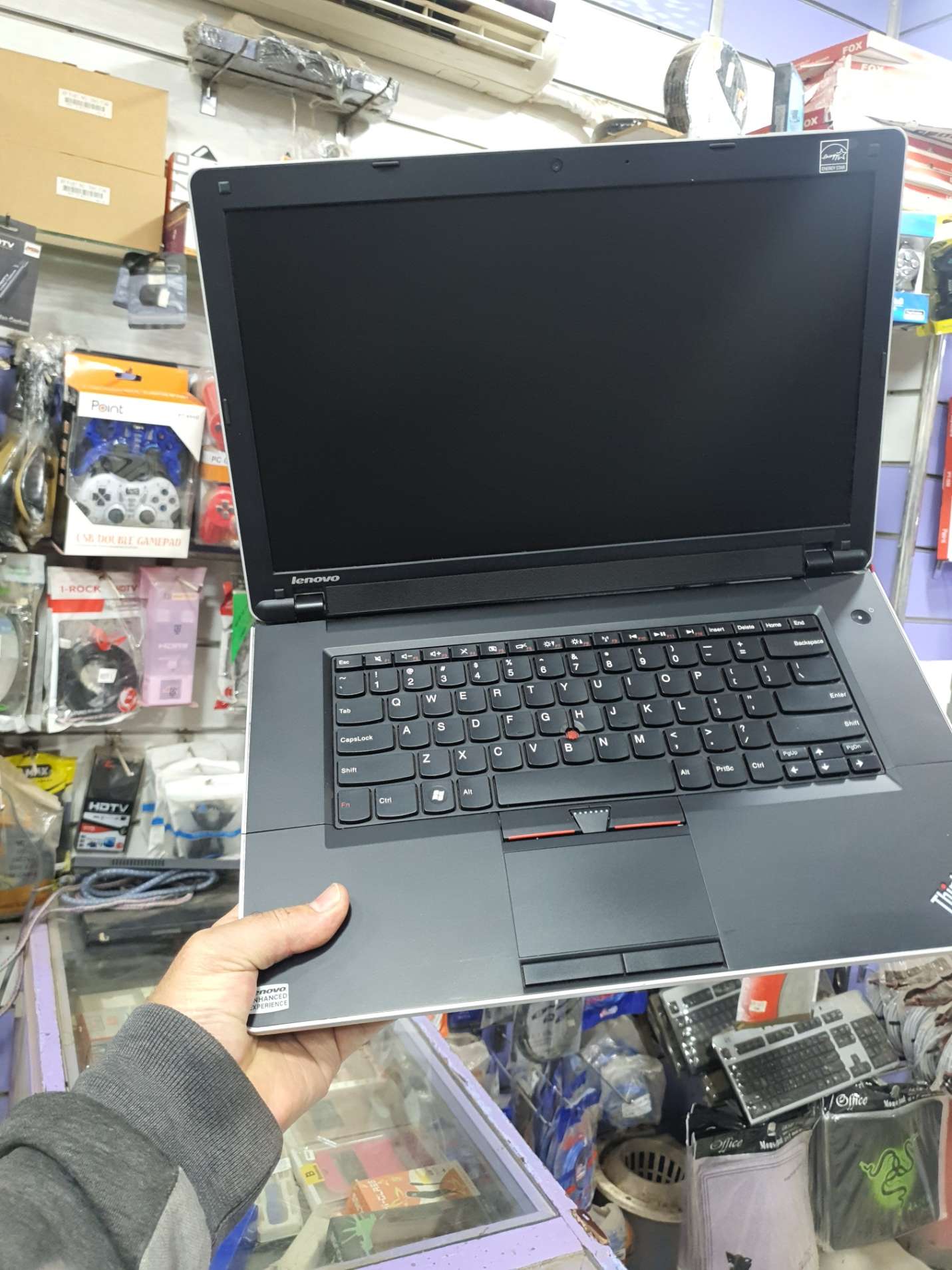 لاب توب ThinkPad