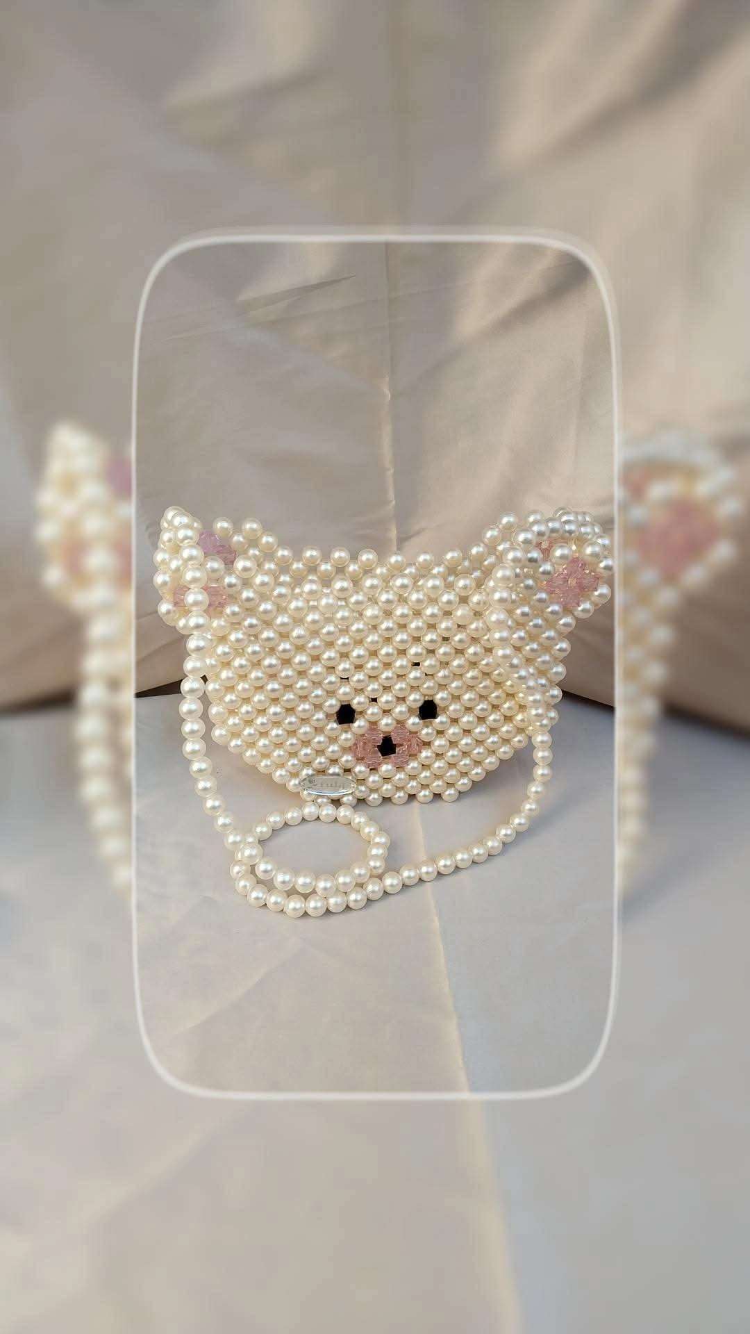 شنطه خرز ع شكل دبدوب