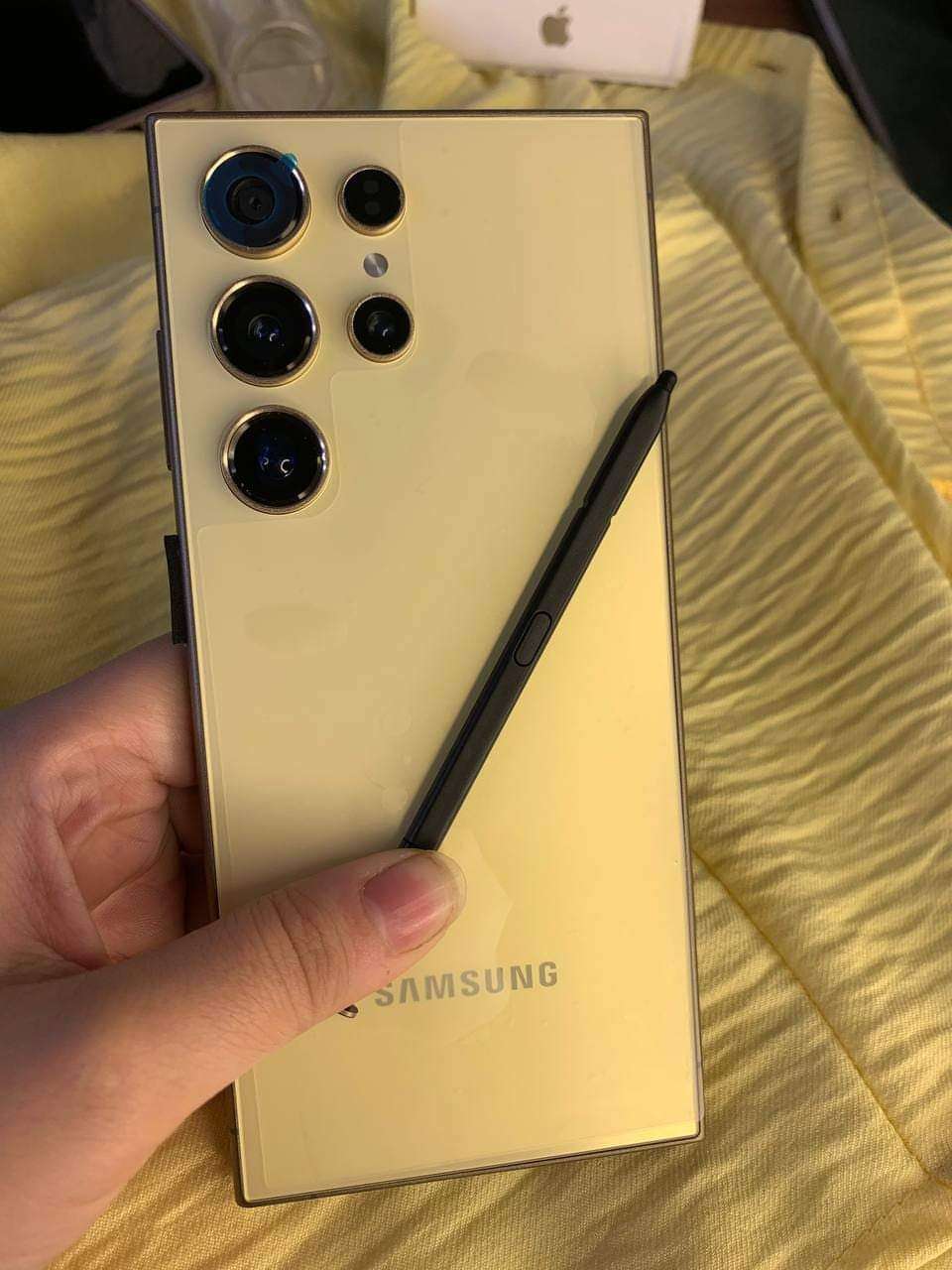 السامسونج الترا s24