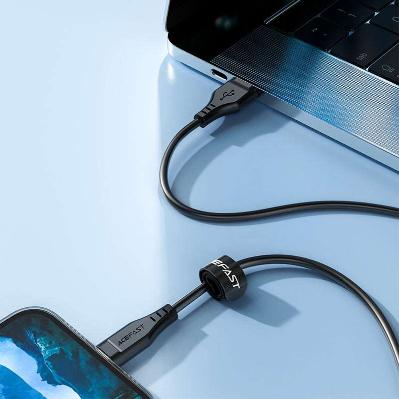 كابل شحن وبيانات C3-02 USB-A إلى Lightning