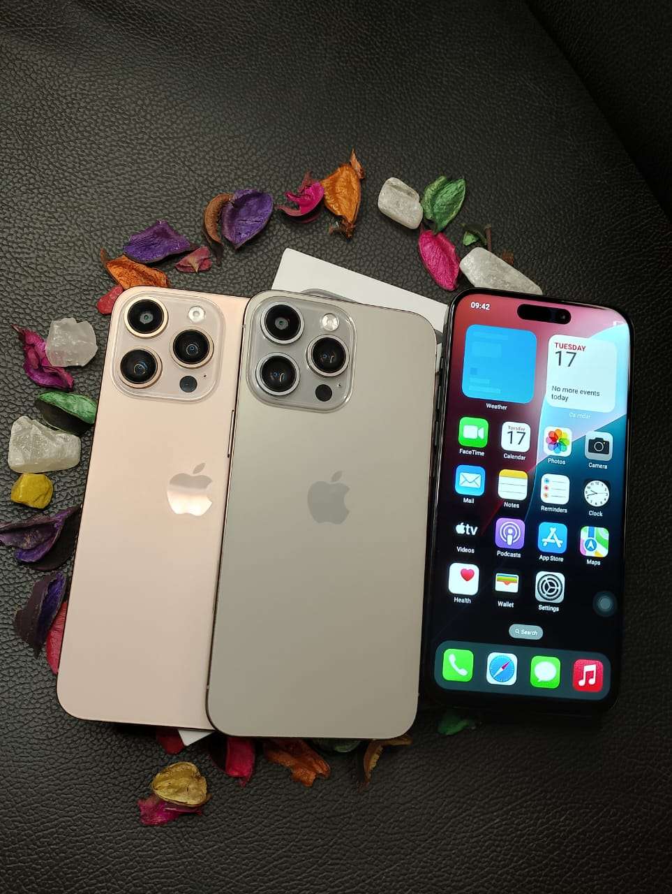 ما تفكرش كتير... iPhone 16 Pro Max بين إيديك بسعر مش موجود في أي حتة!