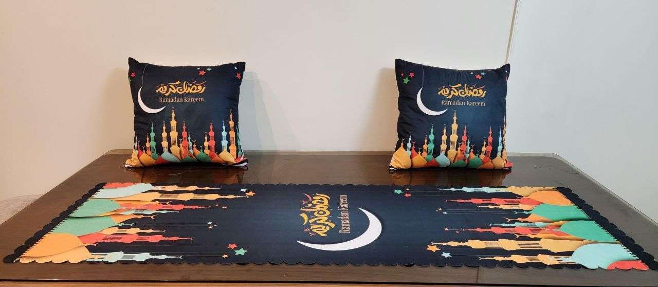 طقم مفارش وكوشن لس