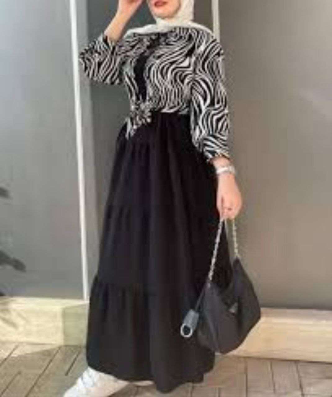 سلوبتة رويال مستورد شميز ابيض