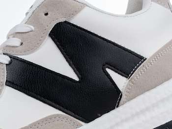 كوتشي New Balance SV32 رجالي ( مخزن 127 )