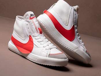 كوتشي هاف Nike FL12 ( مخزن 301 )