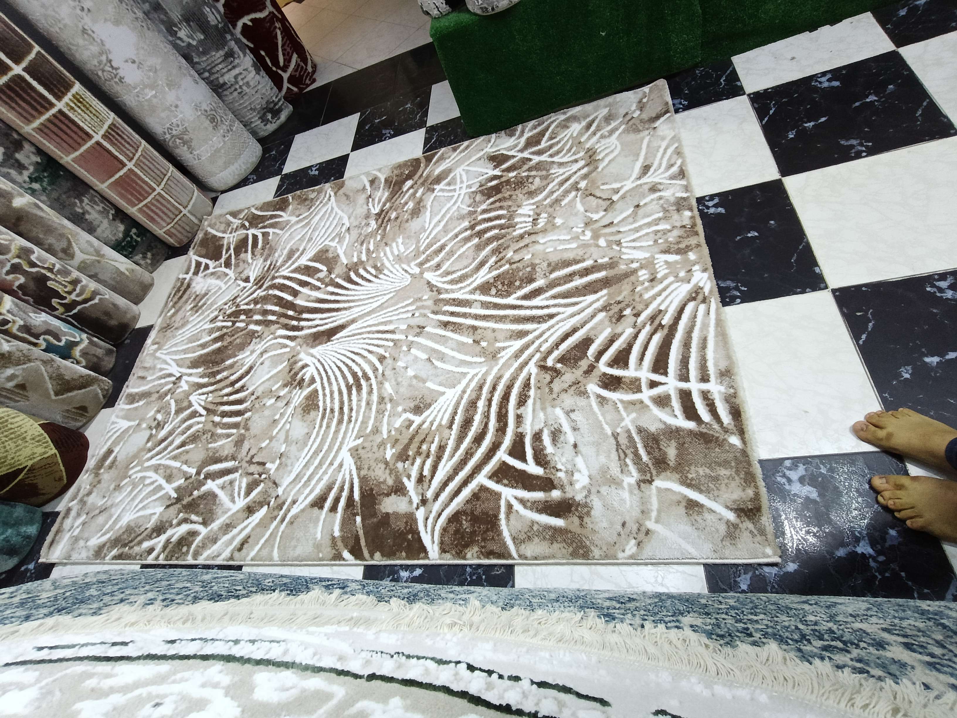 سجاد نساجون