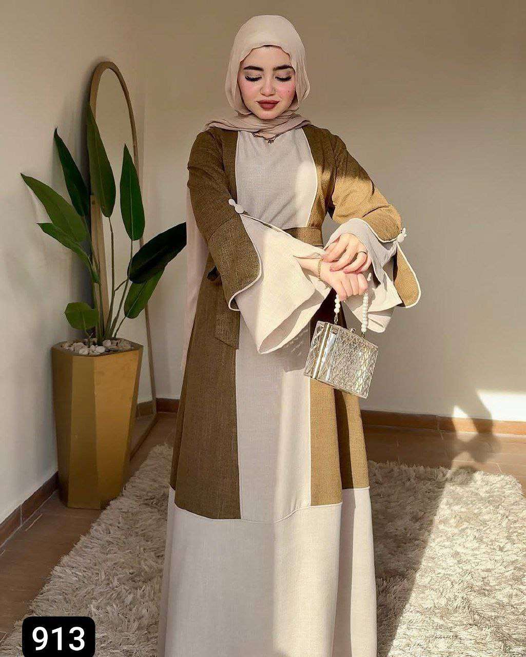 عباية بلونين بحزام تحفة ولا أروع بجد 😍🥳🥳💰💰🥳