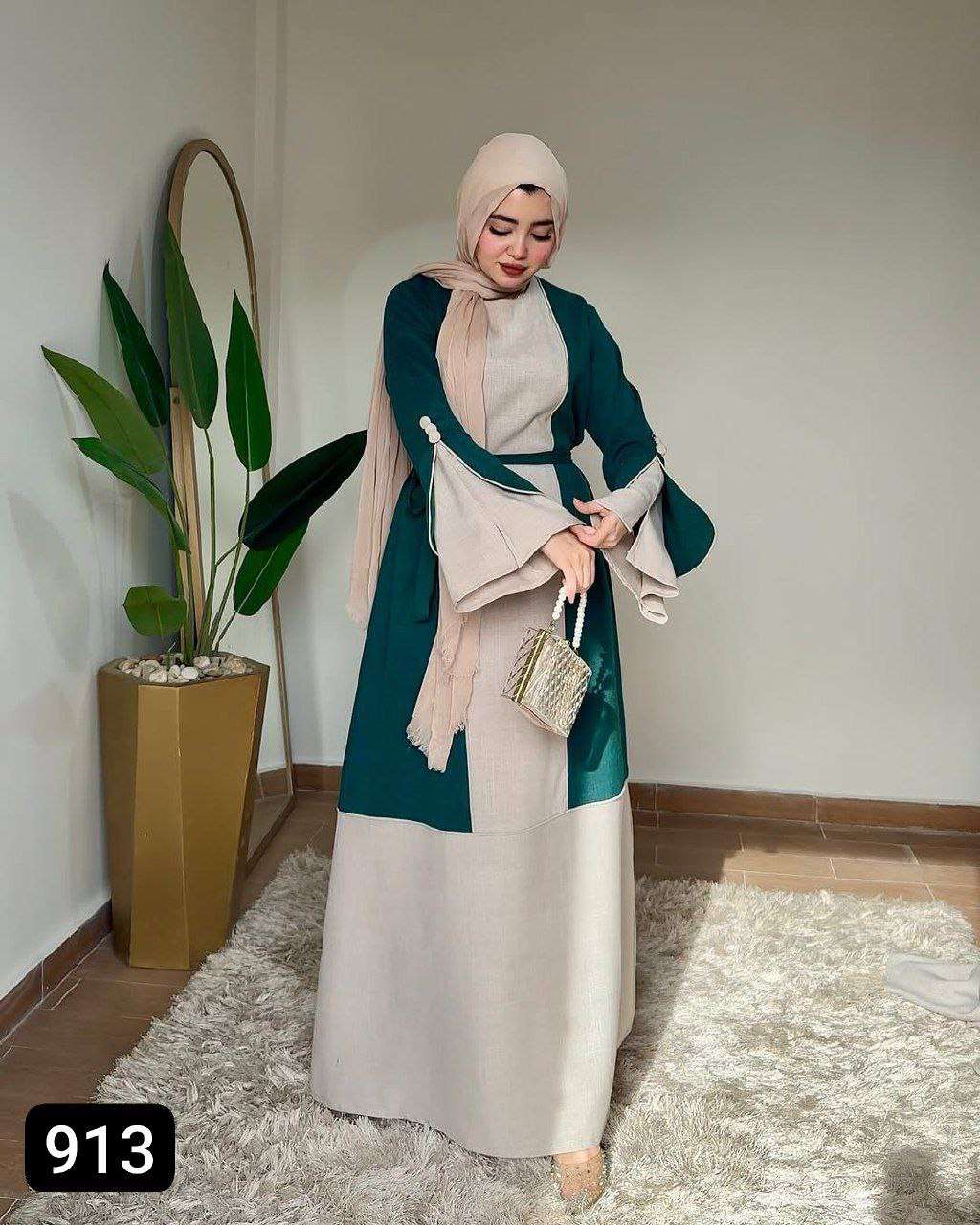 عباية بلونين بحزام تحفة ولا أروع بجد 😍🥳🥳💰💰🥳