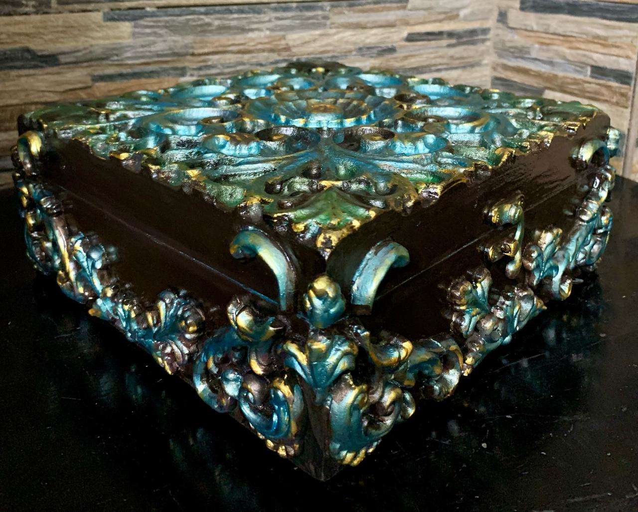 صندوق الكنز الملكي