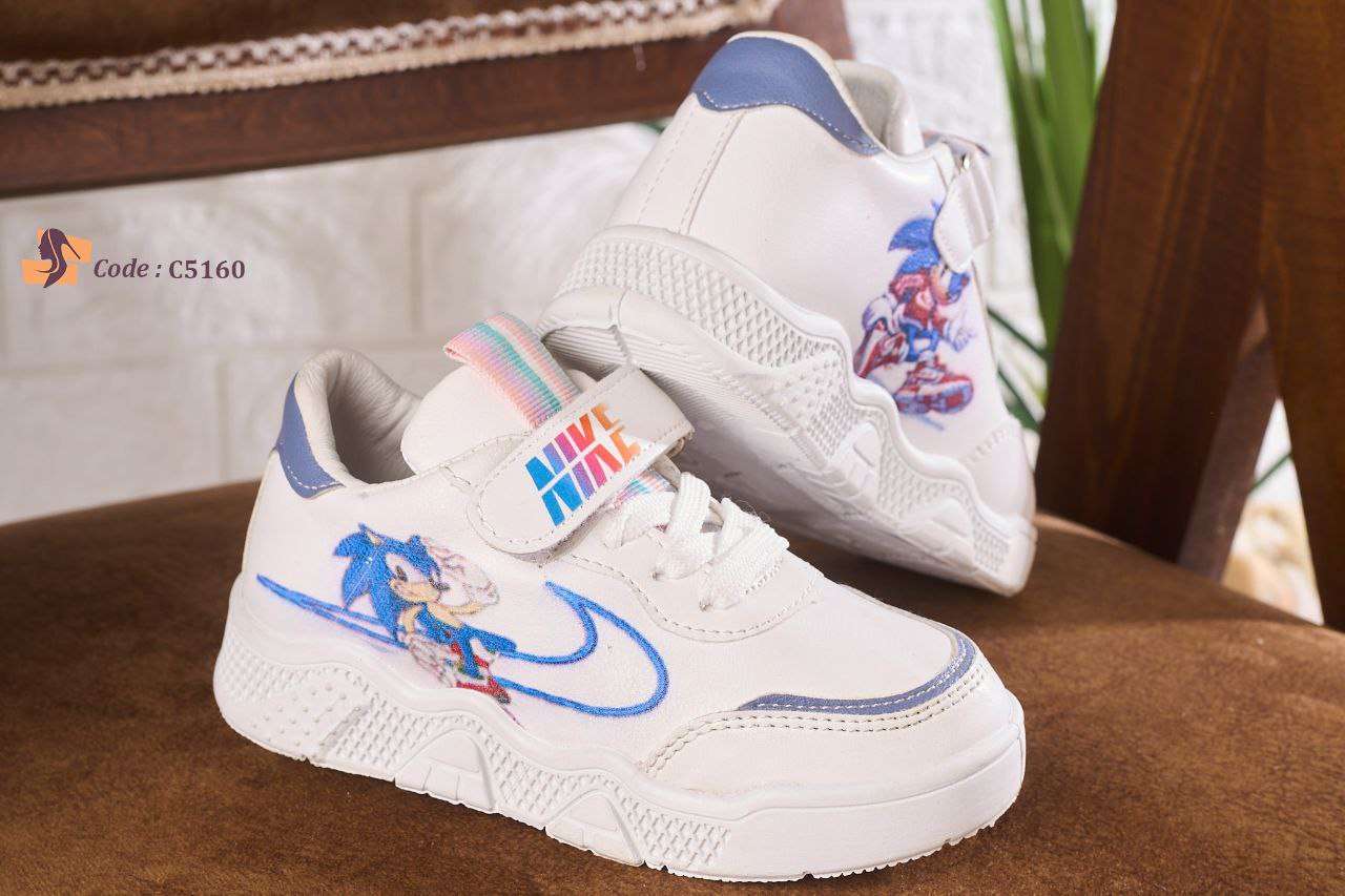 كوتشي Nike اولادي شيك في اللبس