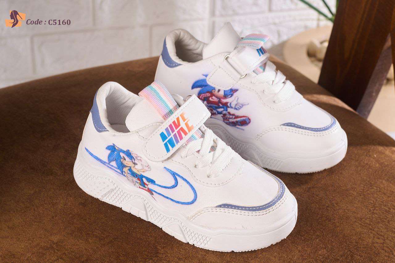 كوتشي Nike اولادي شيك في اللبس
