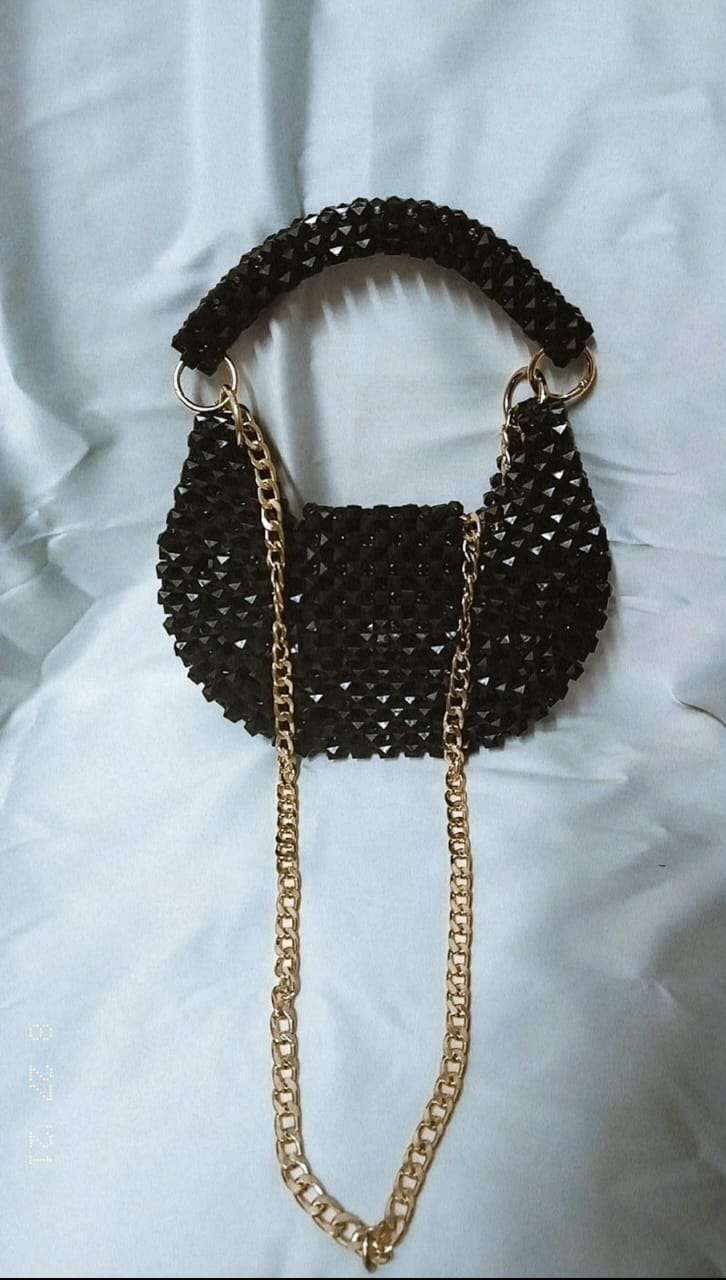 شنط نصف دائري