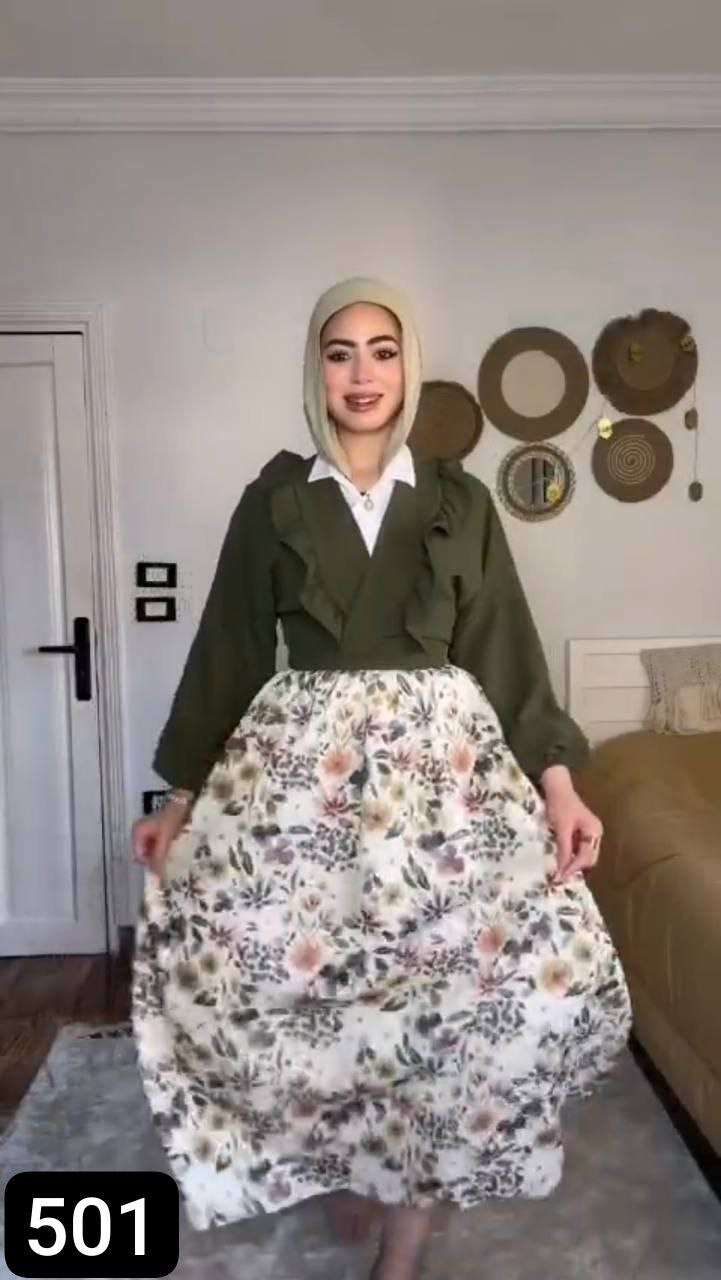 لجيبة والبلوزة اللي هيخليكي قمر