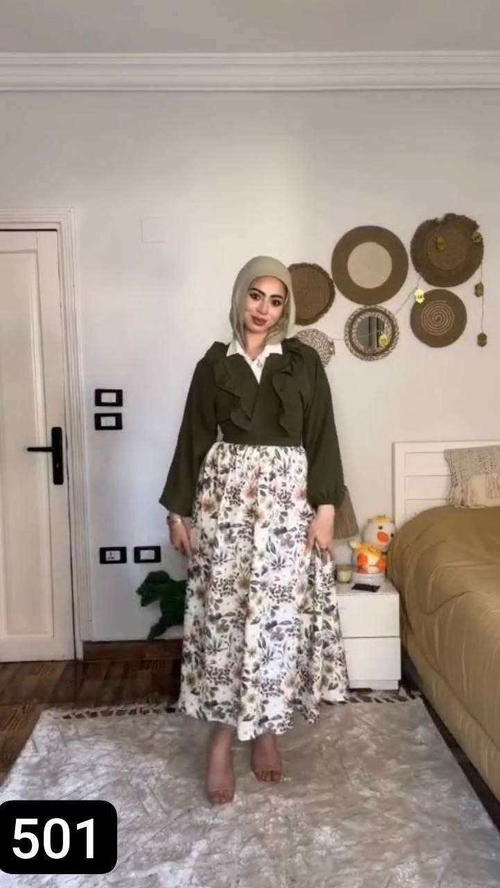 لجيبة والبلوزة اللي هيخليكي قمر