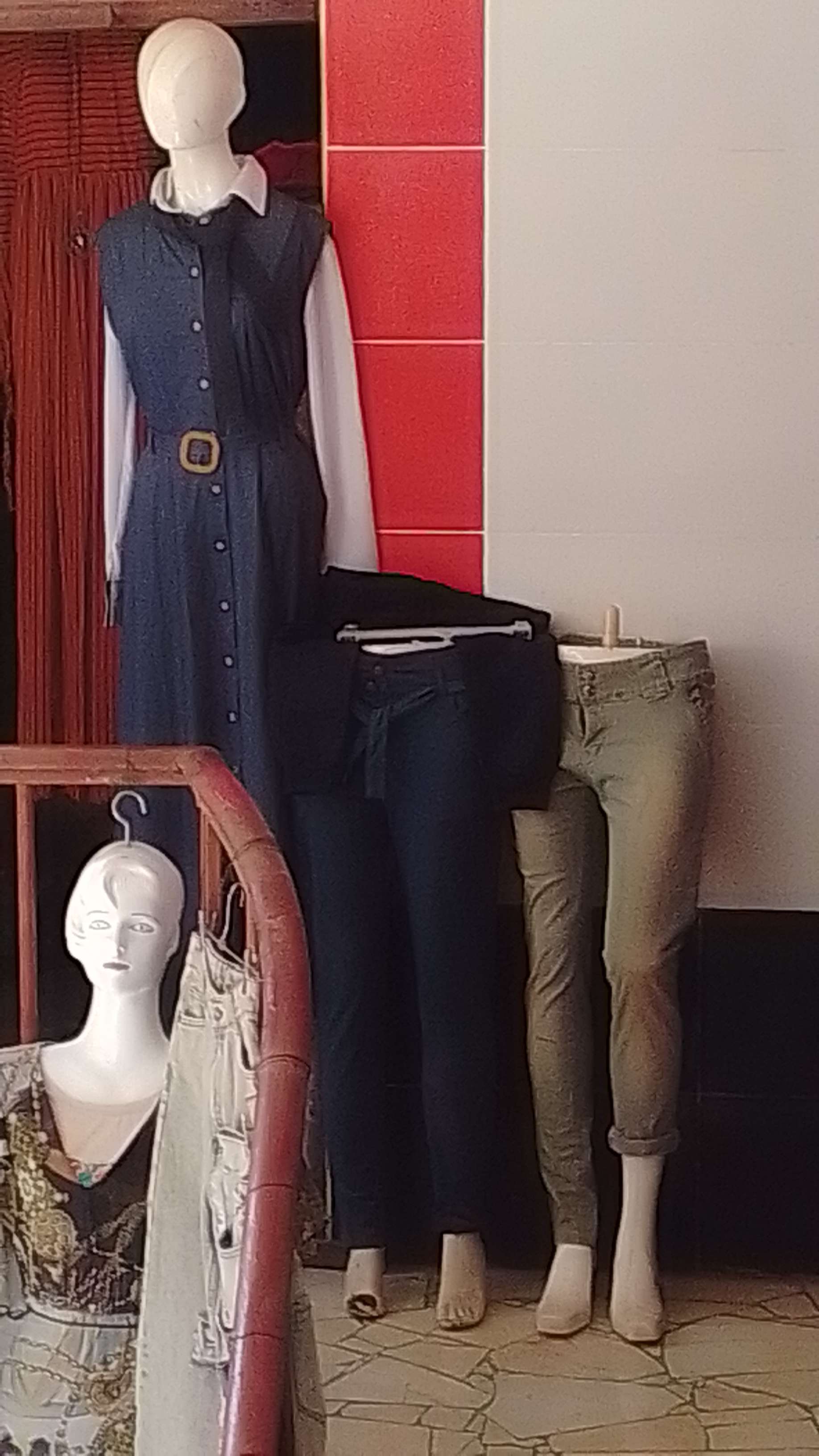 بنطلون جينز