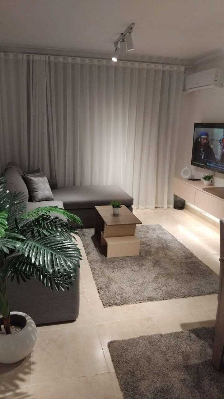 تصنيع وتنجيد ركنة وانتريه وستائر 01115759997