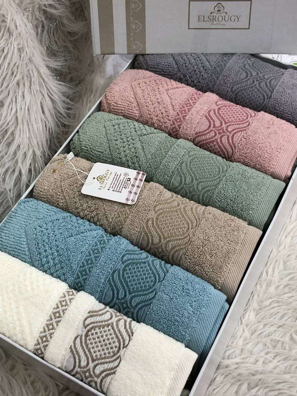 علبة فوط جاكار قطن صافي 6 قطع مقاس 50