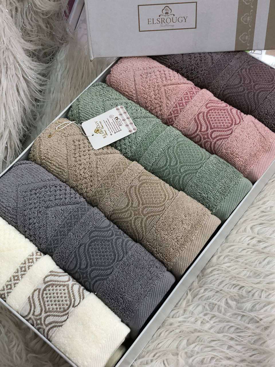علبة فوط جاكار قطن صافي 6 قطع مقاس 50