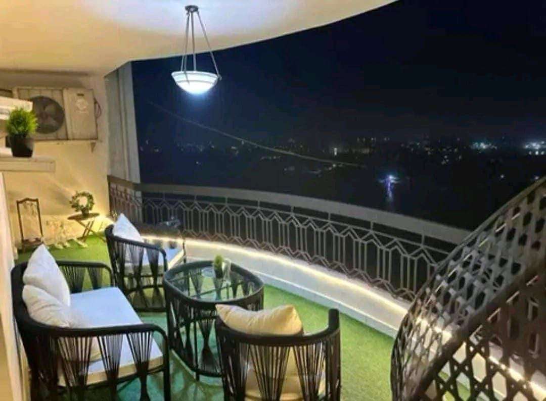 طقم التريند فيونكة