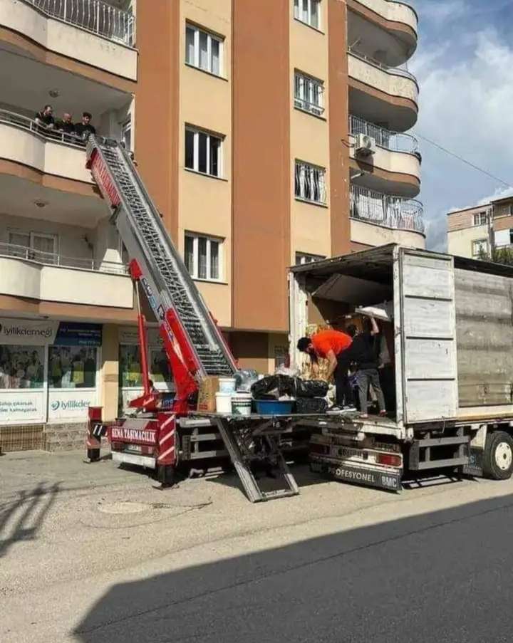 شركة الأحمدي  لنقل وتغليف الاثاث بجميع المحافظات