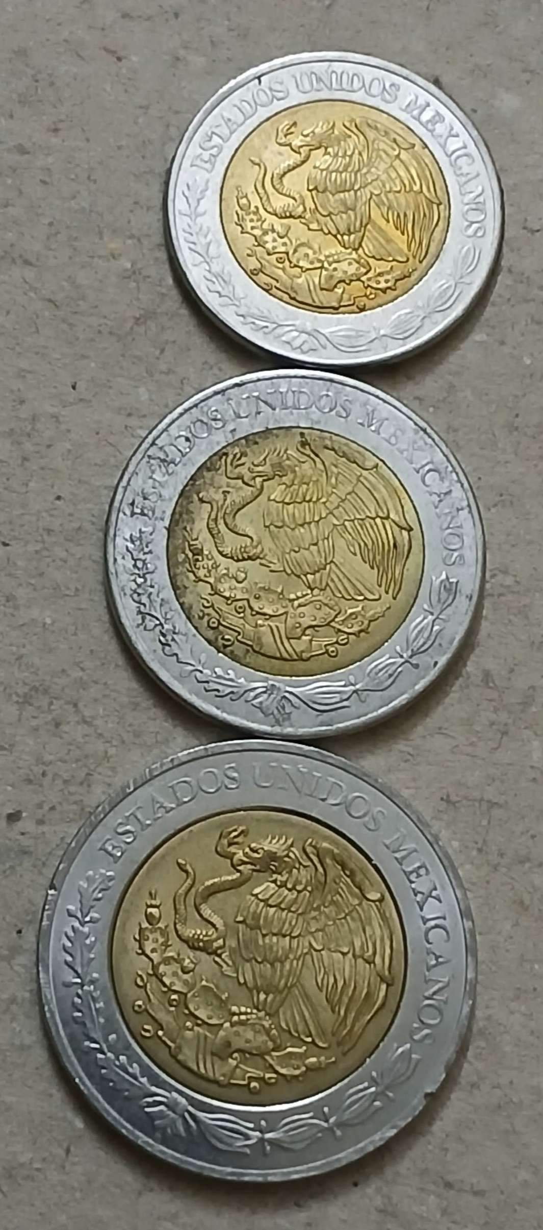 طقم المكسيك . 3 قطع . انسر