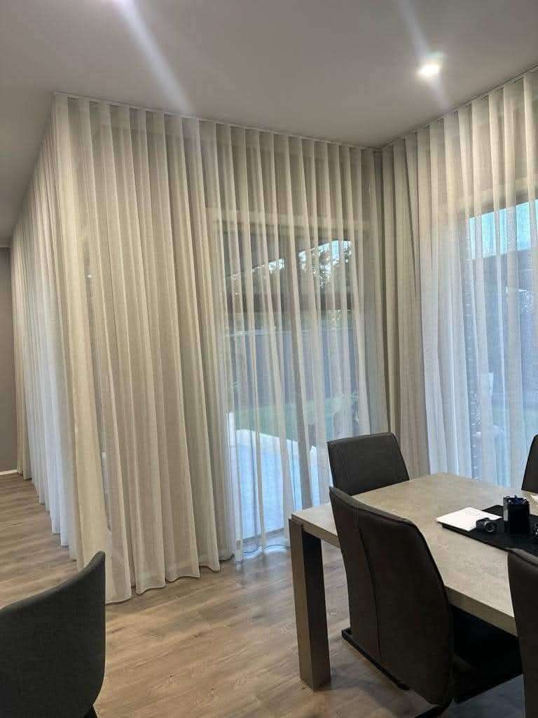 ستائر كتان ساده ومشبح