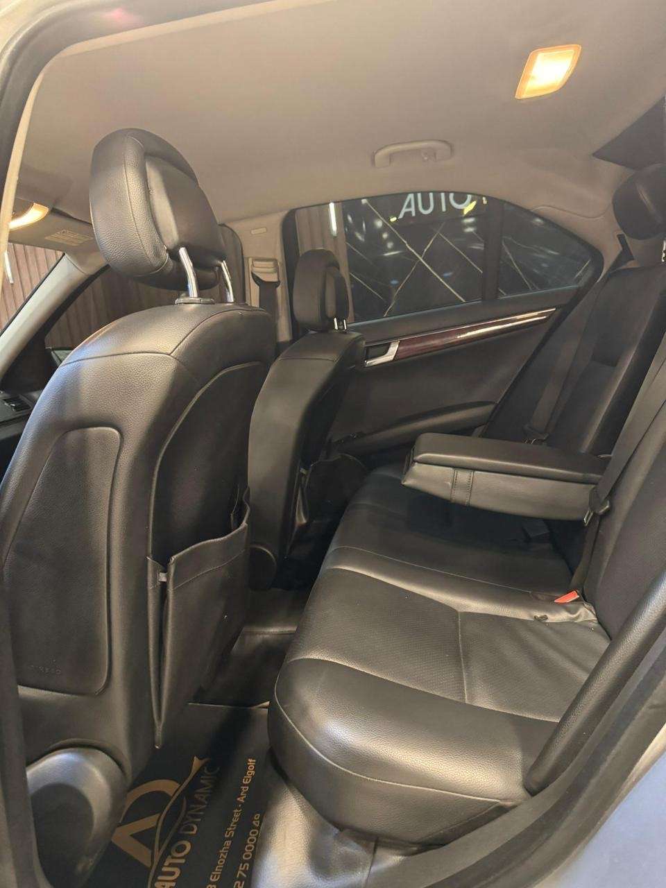 Mercedes C180 2010