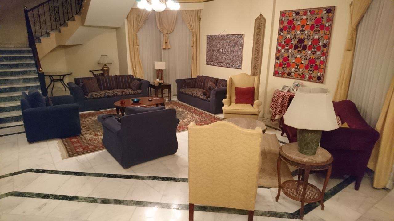 للبيع فيلا بمساحة 600 متر