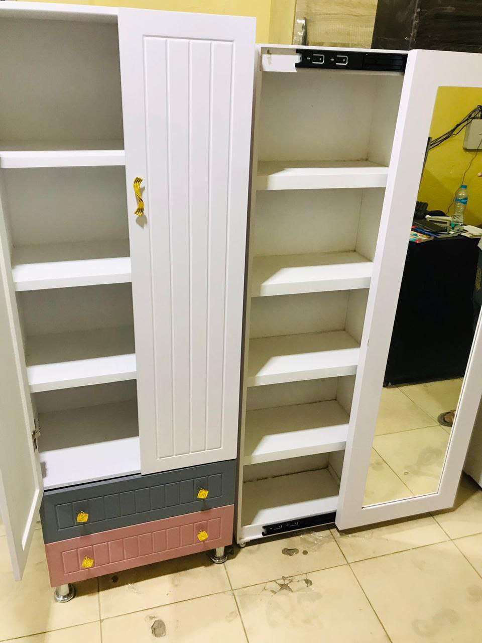 دولاب الشبابي