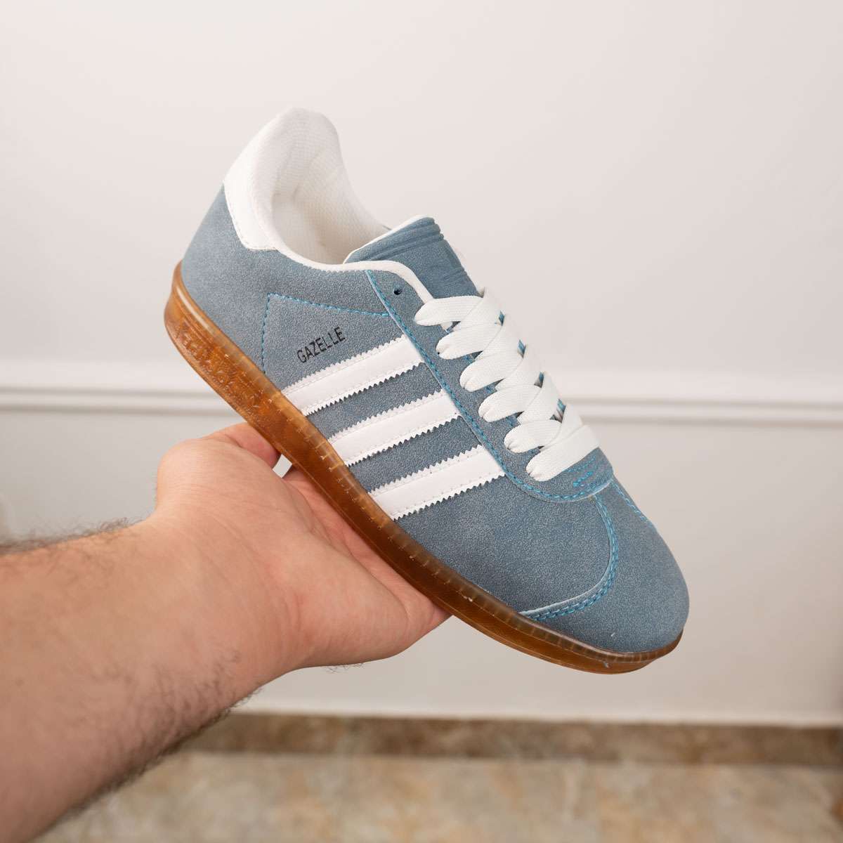 حذاء Adidas Gazelle