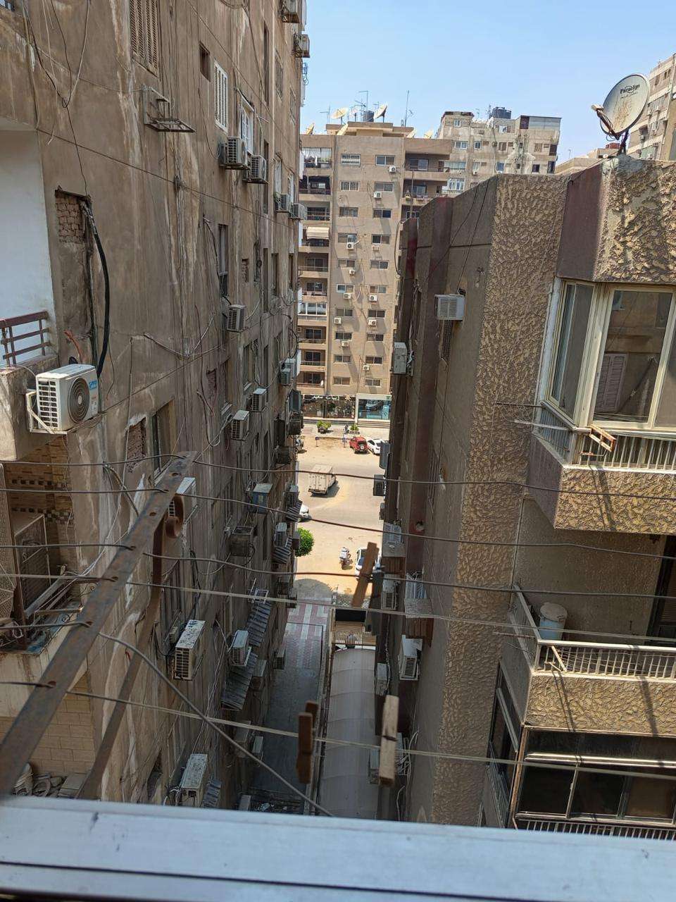 كود ١٩٣ شقة للبيع بالفرش او بدون شارع معز الدولة مدينة نصر