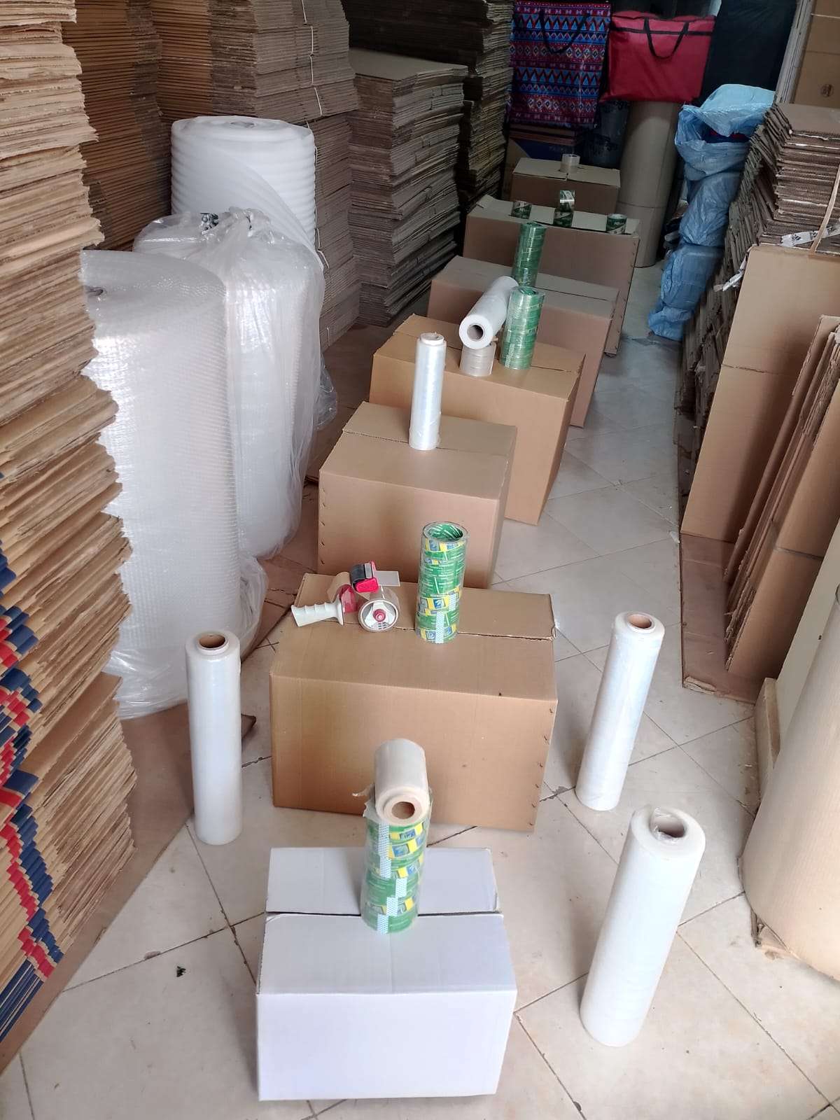 اماكن بيع كراتين فارغه للعزال بالتجمع الخامس 01011727776ونقل الاثاث