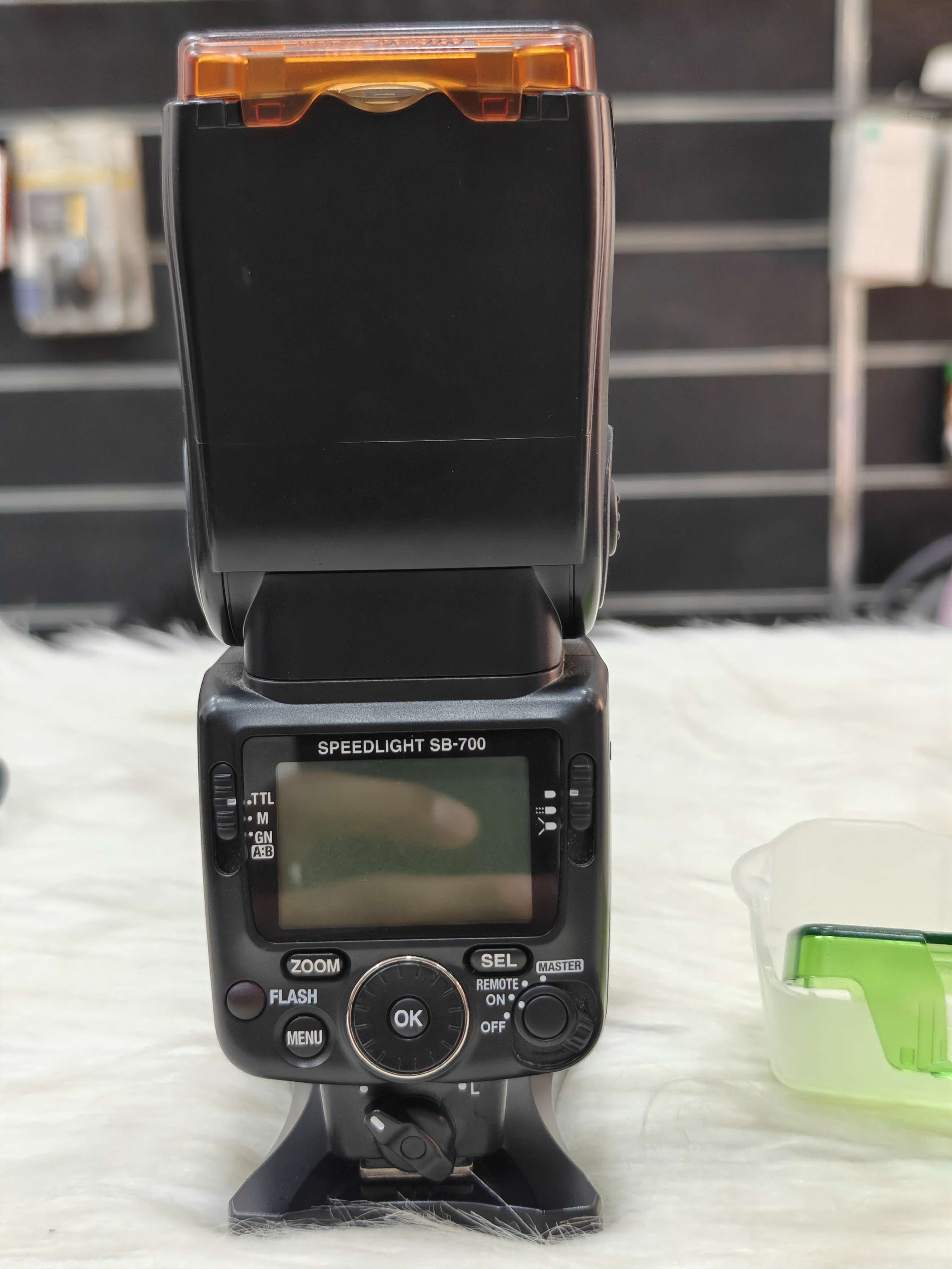 فلاش نيكون sb700
