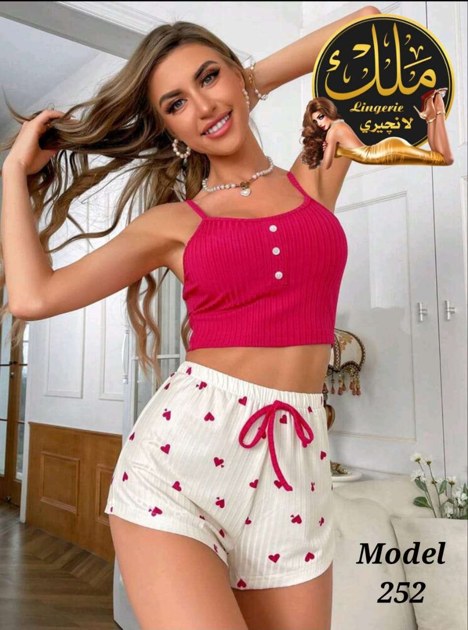 هوت شورت قلوب