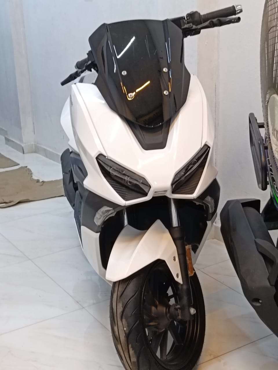 سكوتر ڤستا بنزين