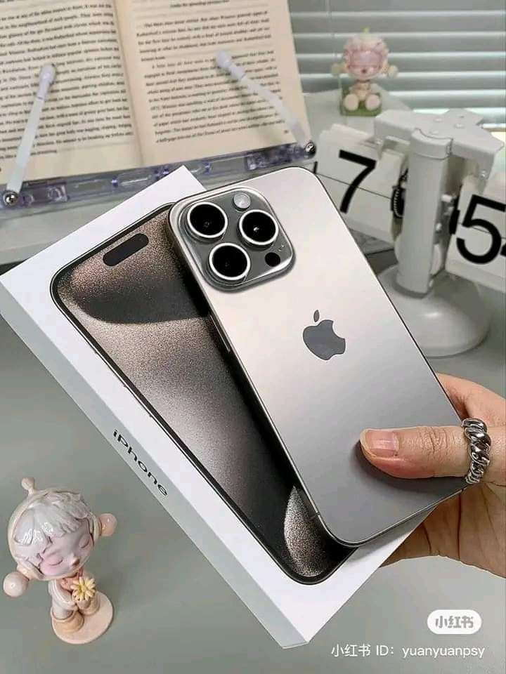 ايفون 15 بروماكس 🌻**Iphoooooon