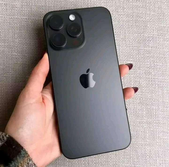 ايفون 15 بروماكس 🌻**Iphoooooon