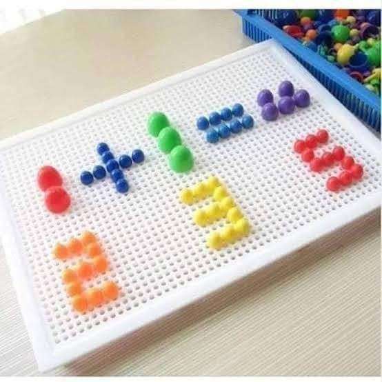 سبوره دبابيس كبيره  الدبابيس الابداعية الملونة