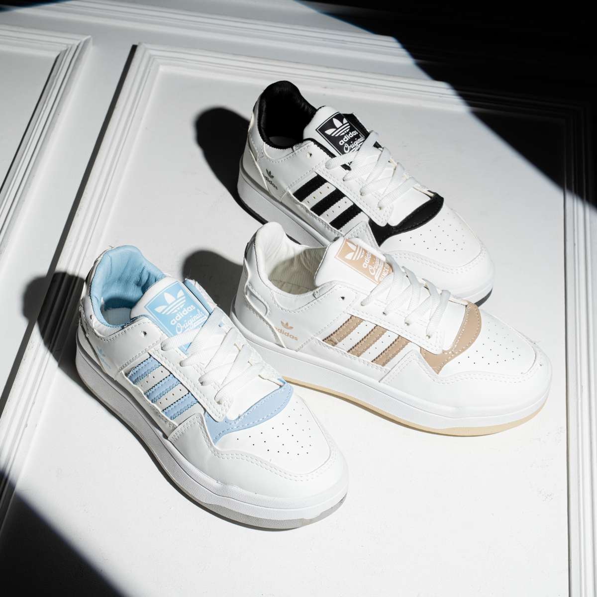 كوتش ADIDAS