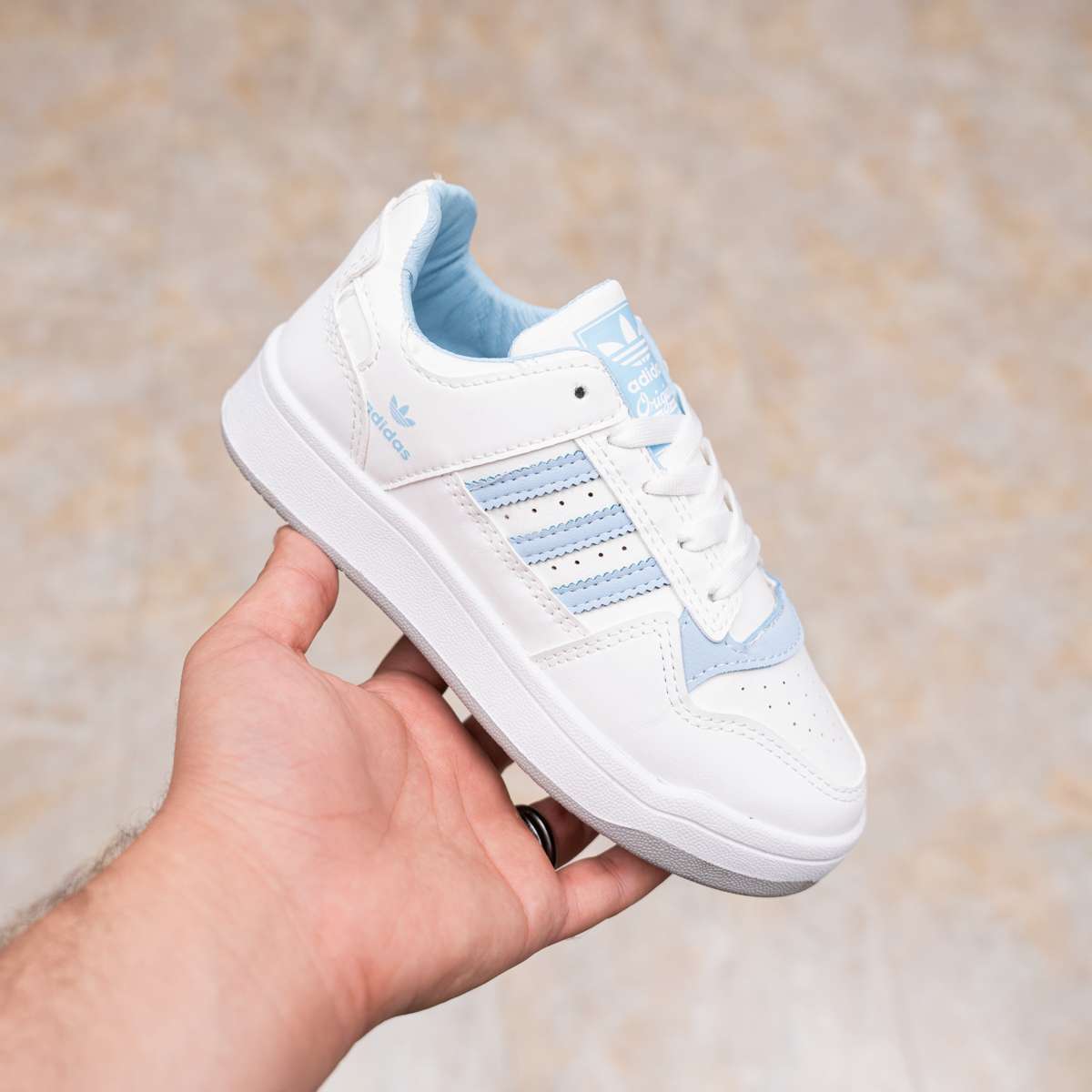 كوتش ADIDAS