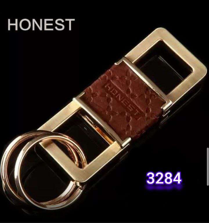 ميدالية مفاتيح HONEST
