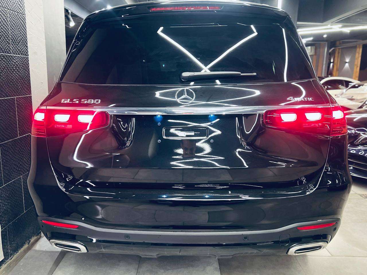 Mercedes GLS 580  Model 2025