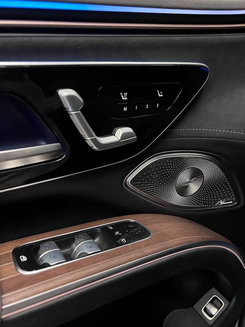 Mercedes-Benz EQS 500 4MATIC  Model 2023
