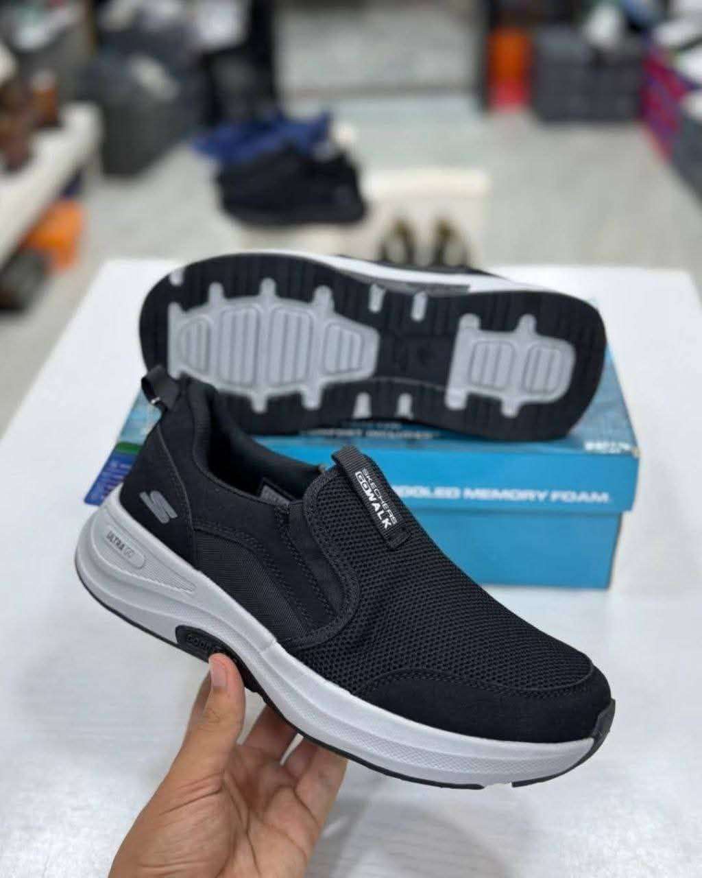 Skechers أطلب الان